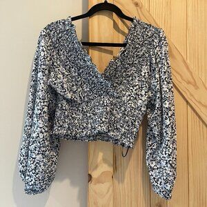 ABERCROMBIE: Long-Sleeve Smocked Puff Sleeve Wrap Top